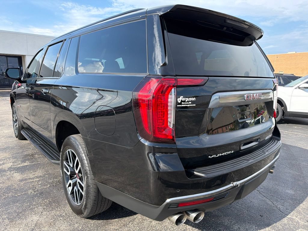 Used 2024 GMC Yukon XL AT4 w/ Technology Package AWD/4WD image 4