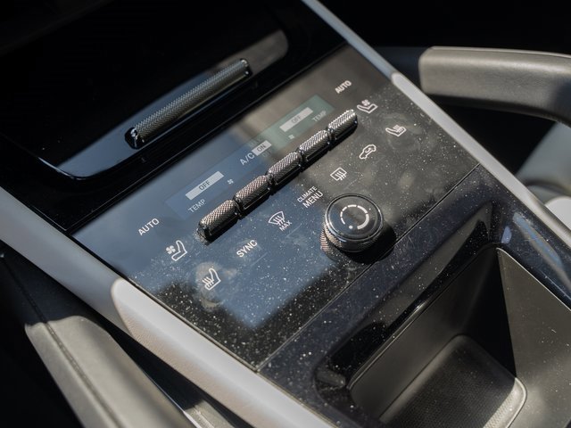 Certified 2024 Porsche Cayenne image 24