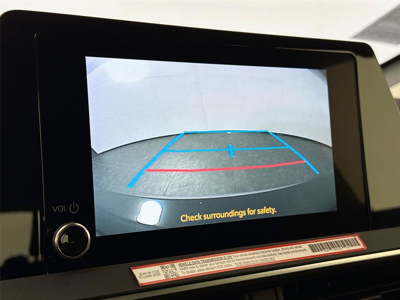 Certified 2025 Toyota Prius Plug-In Hybrid FWD image 24