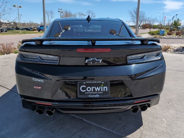 Used 2018 Chevrolet Camaro SS w/ Redline Edition RWD image 8