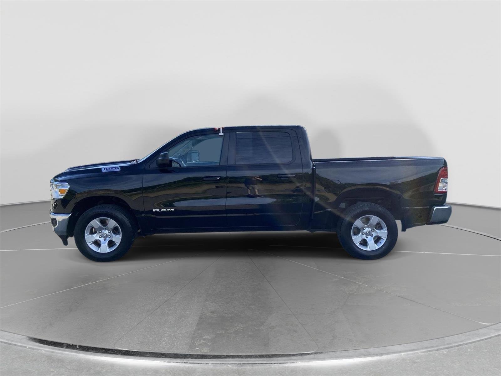 Used 2021 RAM 1500 Big Horn AWD/4WD image 2