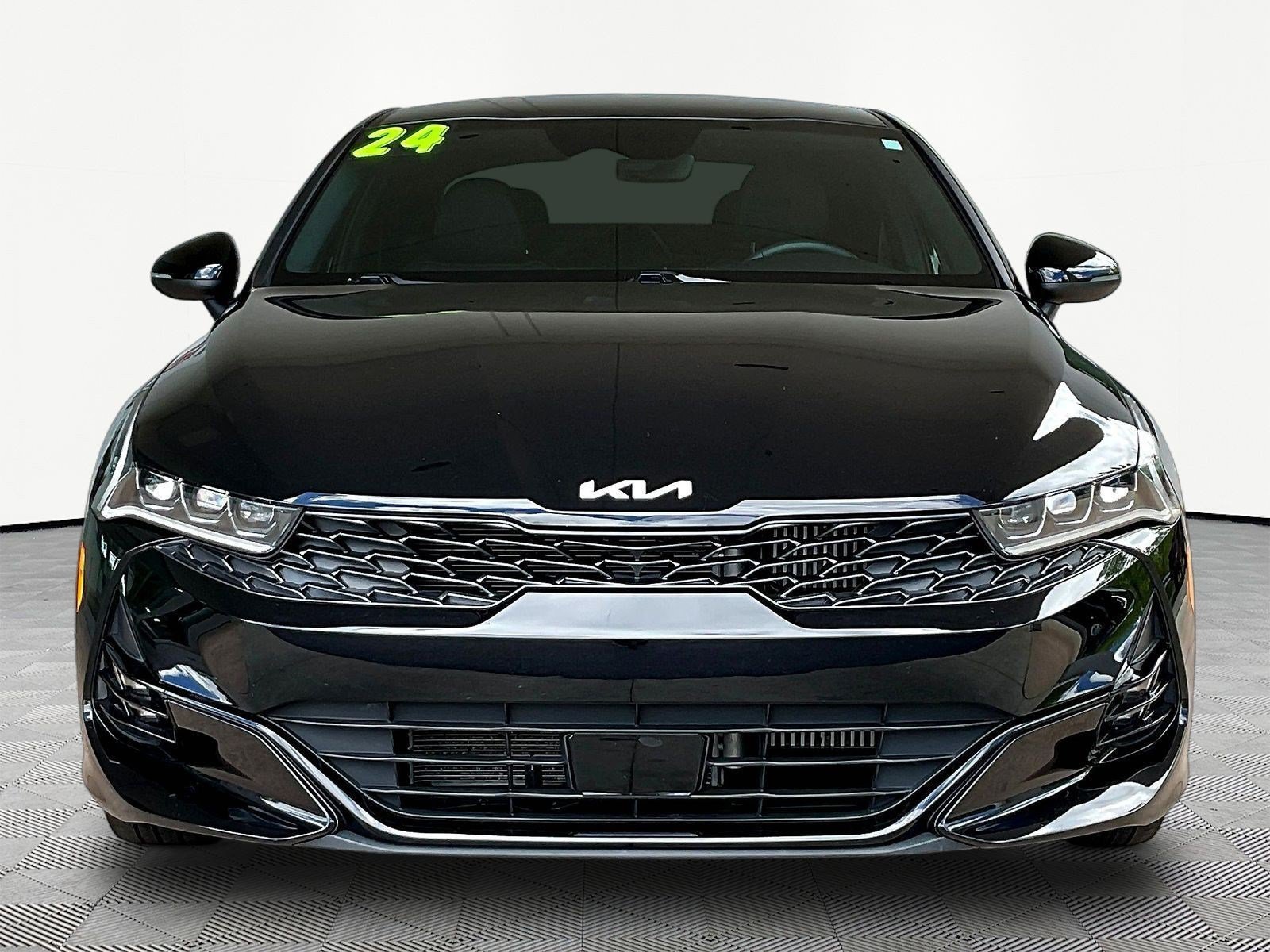 Used 2024 Kia K5 GT-Line w/ GT-Line Premium Package FWD image 2