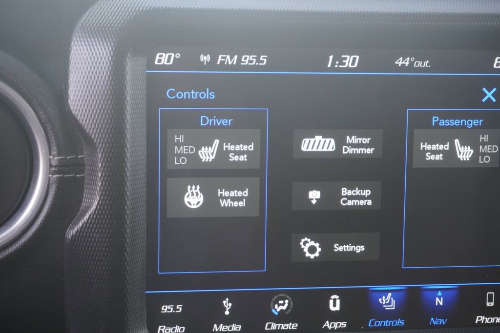 Used 2018 Jeep Wrangler Unlimited Sahara image 37