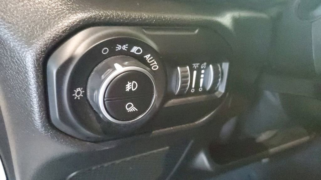 Used 2021 Jeep Gladiator Mojave w/ Trailer Tow Package image 21