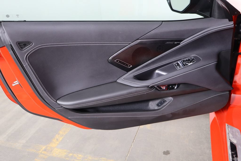 Used 2025 Chevrolet Corvette Stingray Preferred Cpe w/ Stealth Interior Trim Package RWD image 17