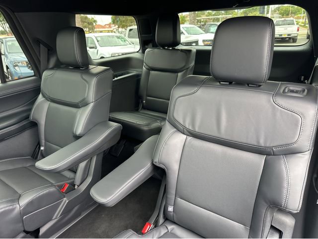 New 2026 Ford Expedition Platinum w/ Stealth Performance Package image 16