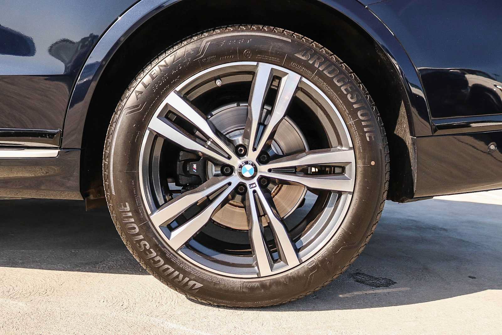 Used 2023 BMW X7 xDrive40i w/ Executive Package AWD/4WD image 13