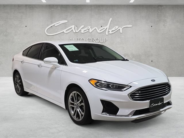 Used 2020 Ford Fusion SEL FWD image 2