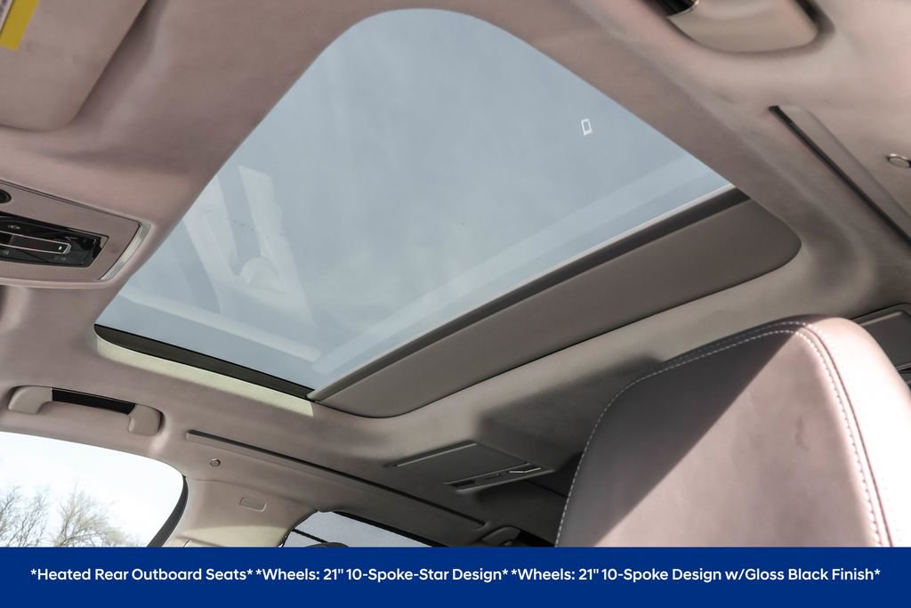 Used 2023 Audi S8 w/ S8 Comfort Plus Package image 10