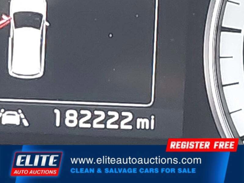 Used 2019 Kia Niro EX image 30