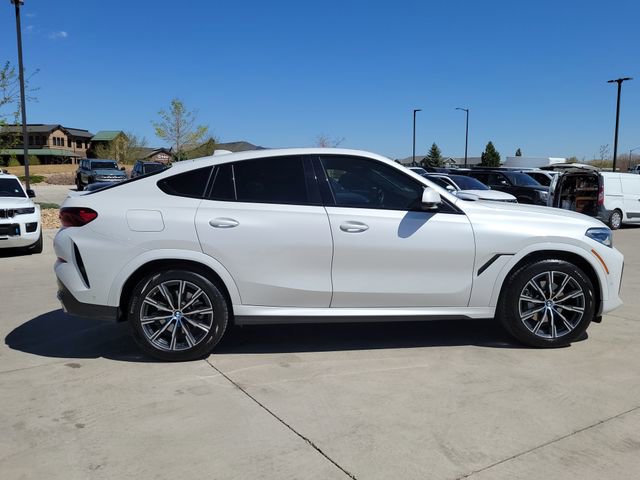 Used 2023 BMW X6 xDrive40i w/ M Sport Package image 2