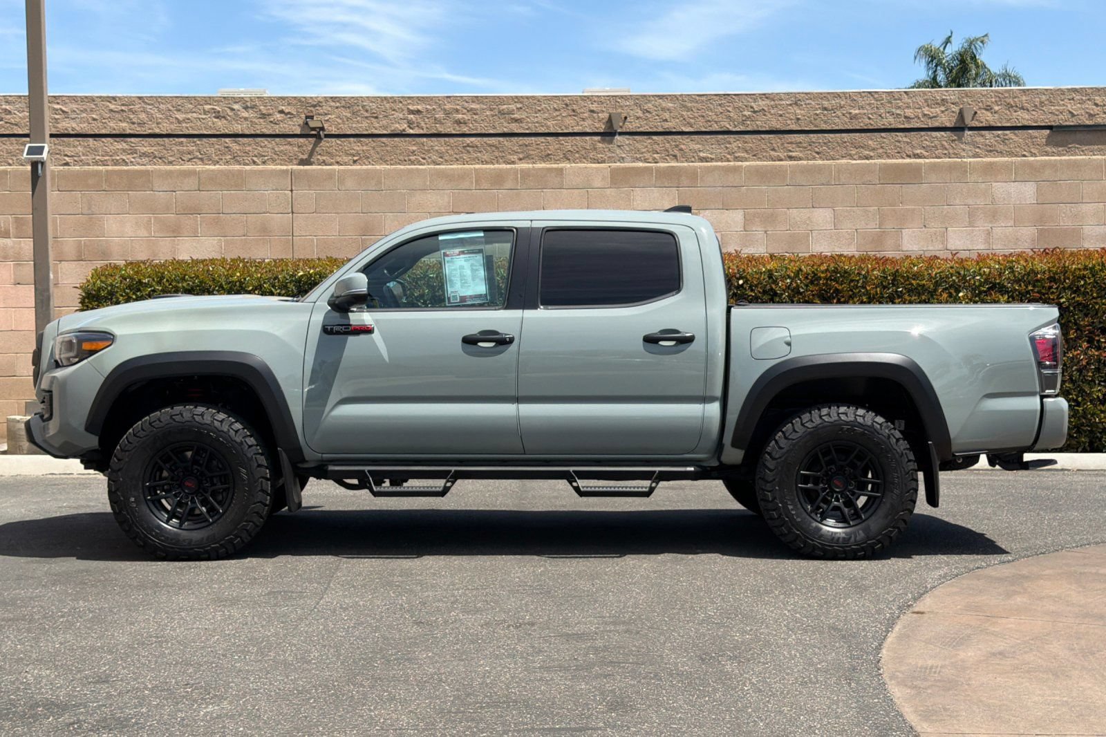 Used 2021 Toyota Tacoma TRD Pro AWD/4WD image 7