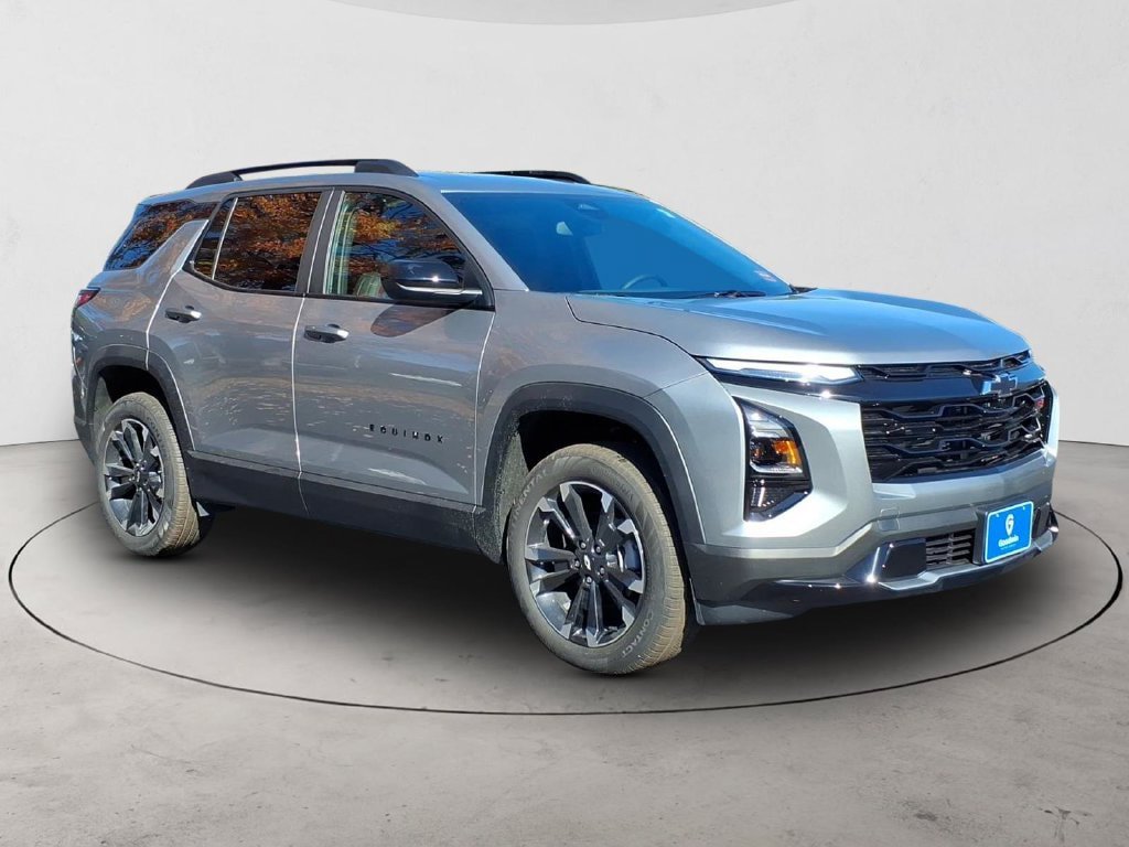 New 2027 Chevrolet Equinox RS AWD/4WD image 3