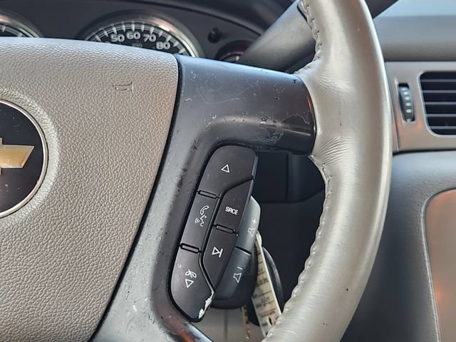 Used 2009 Chevrolet Suburban LS RWD image 29