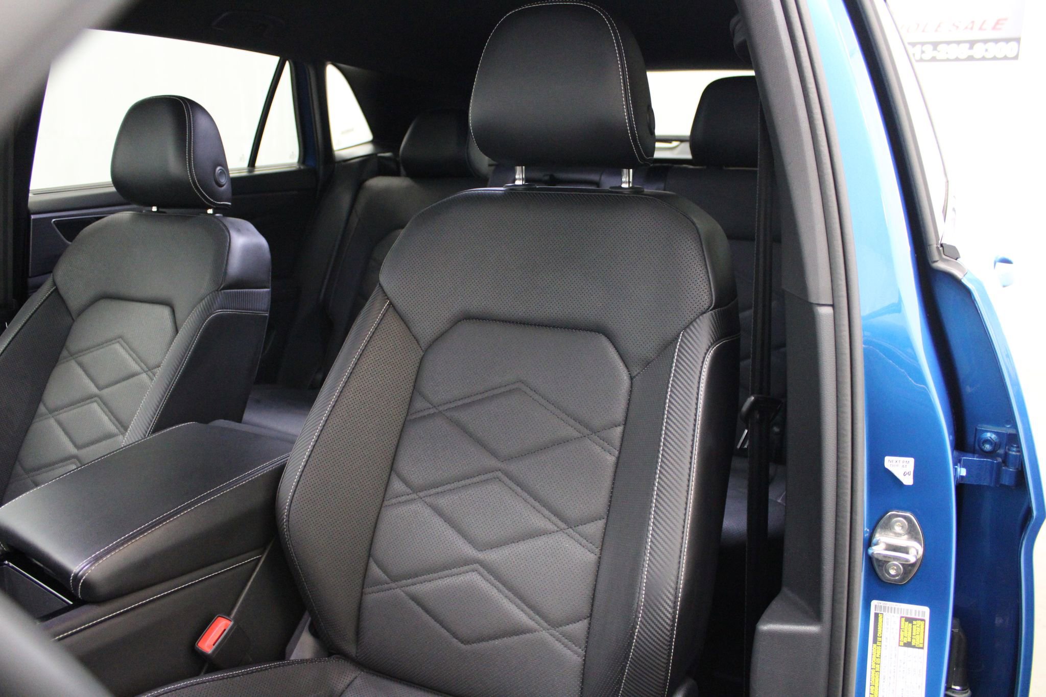 Used 2024 Volkswagen Atlas Cross Sport SE image 17