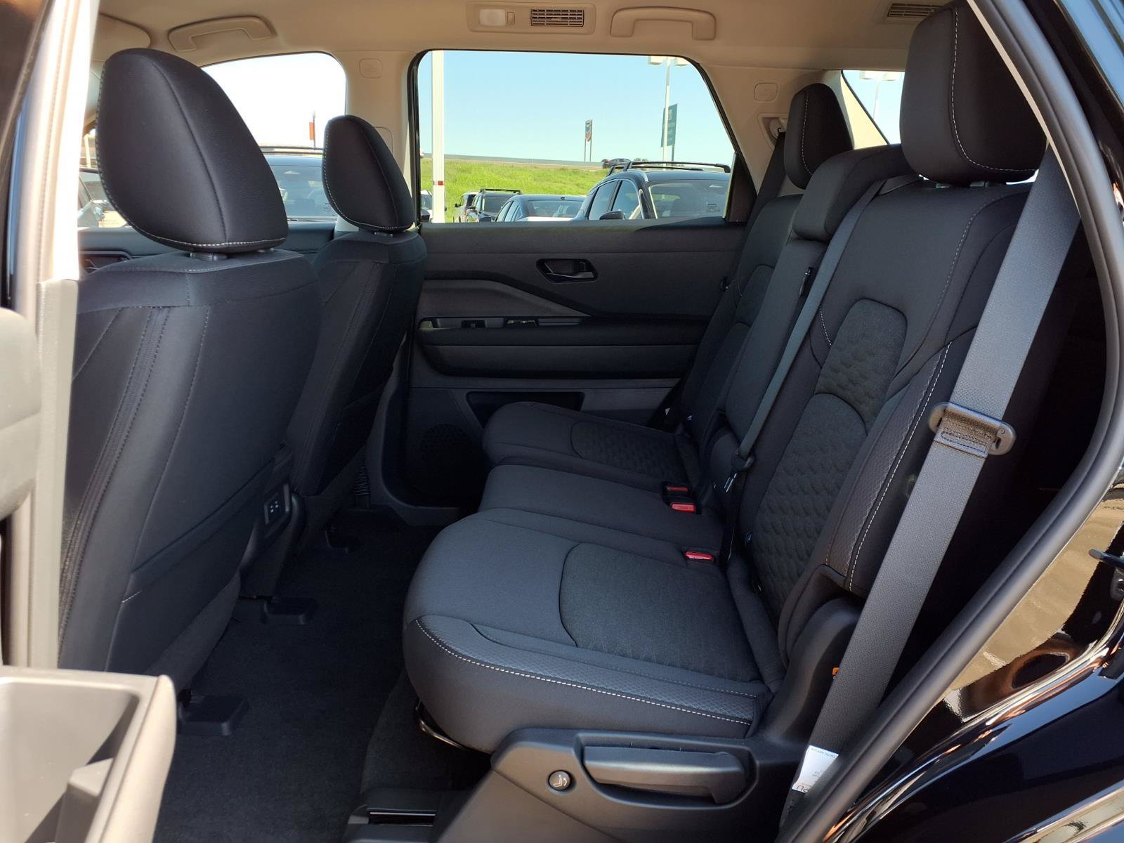 New 2026 Nissan Pathfinder SV FWD image 10