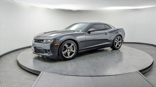 Used 2015 Chevrolet Camaro SS image 2
