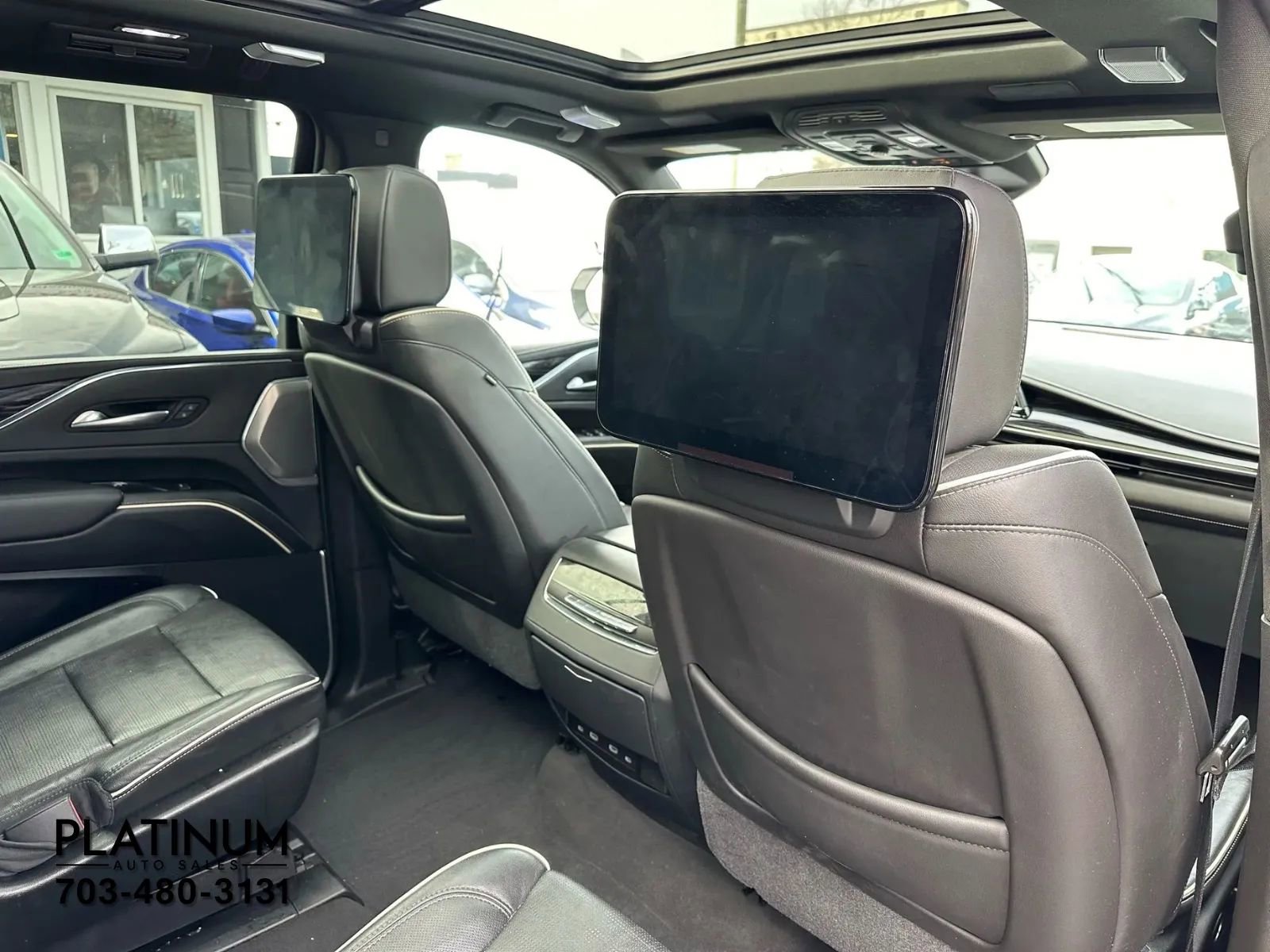 Used 2021 Cadillac Escalade ESV Sport w/ Driver Assist Tech Package image 15