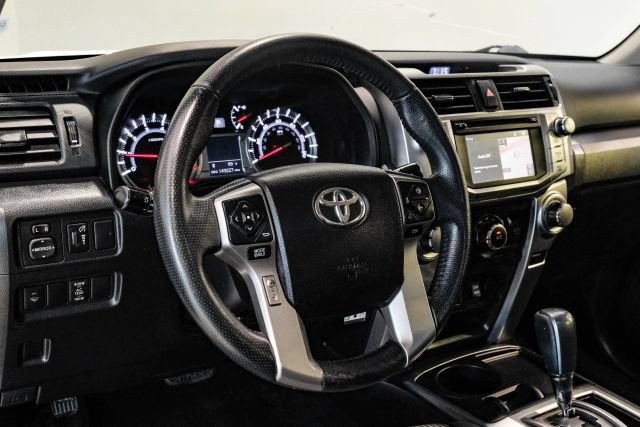 Used 2017 Toyota 4Runner SR5 RWD image 22