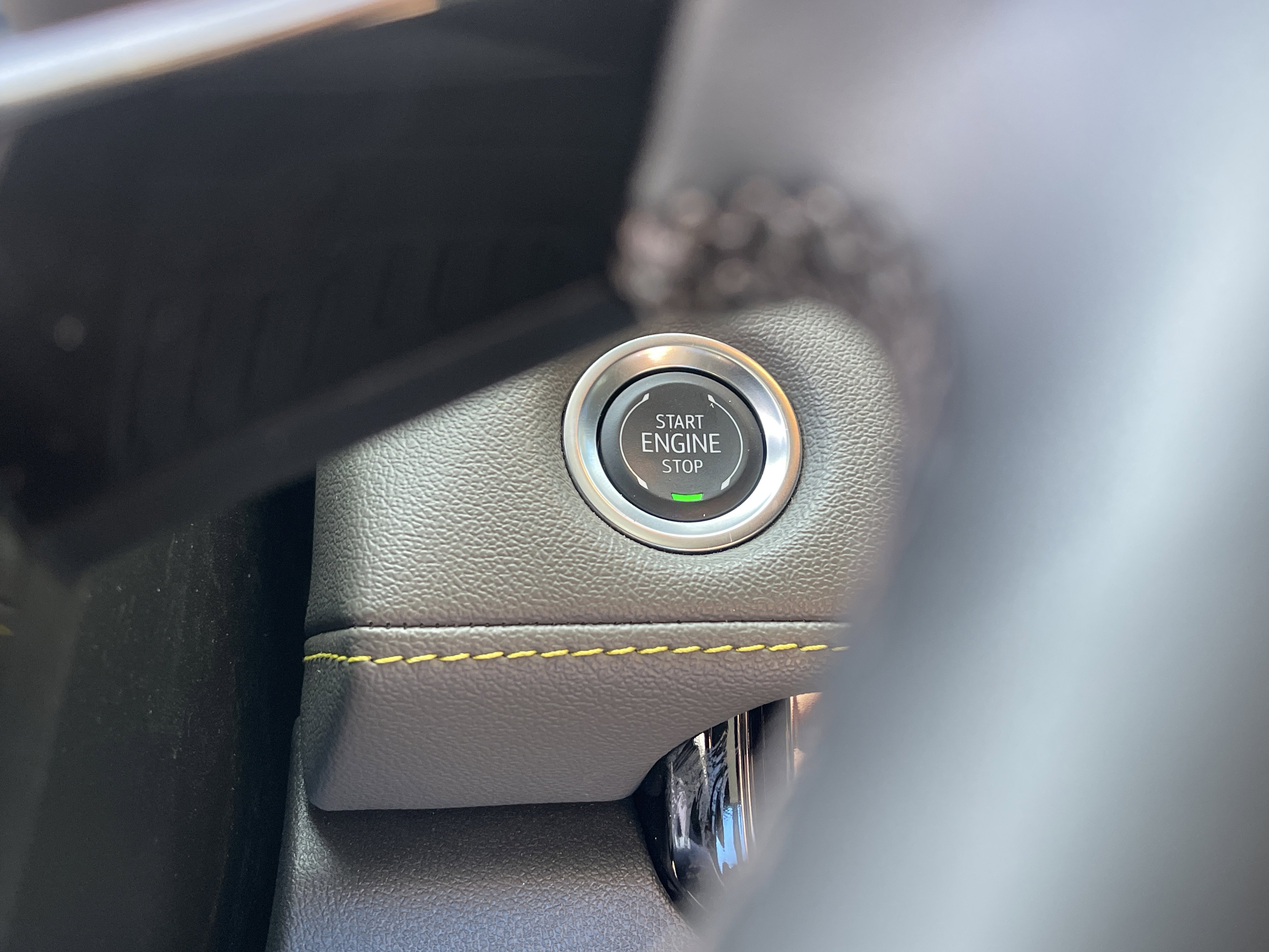 Used 2025 Chevrolet Colorado ZR2 w/ Technology Package image 23