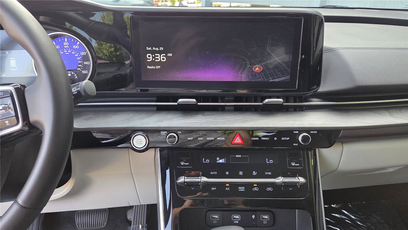Certified 2024 Kia Carnival EX FWD image 23