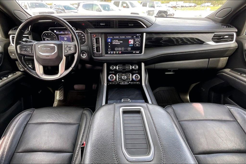 Used 2021 GMC Yukon Denali w/ Denali Ultimate Package image 7