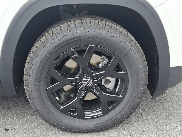New 2026 Volkswagen Atlas Peak Edition AWD/4WD image 8