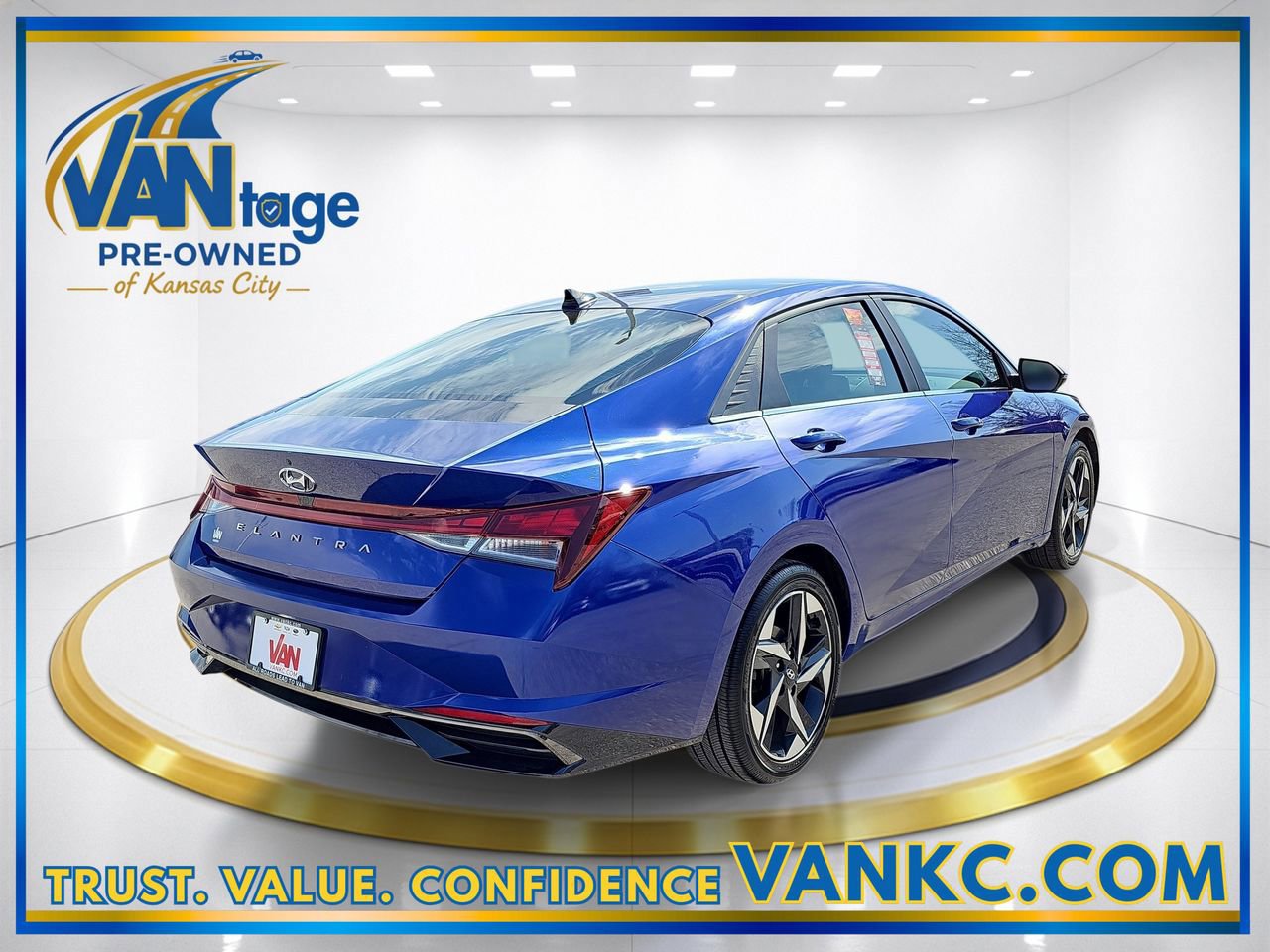 Used 2022 Hyundai Elantra SEL w/ Convenience + Premium Package image 6