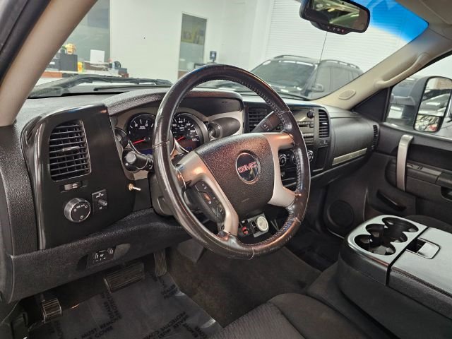 Used 2010 GMC Sierra 2500 SLE image 7