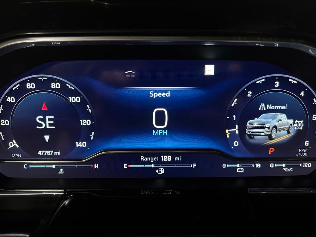 Used 2022 Chevrolet Silverado 1500 LTZ image 29