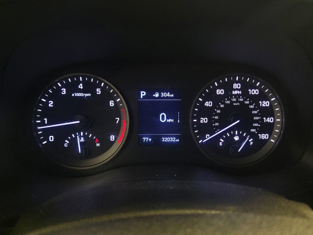 Used 2021 Hyundai Tucson Value FWD image 23