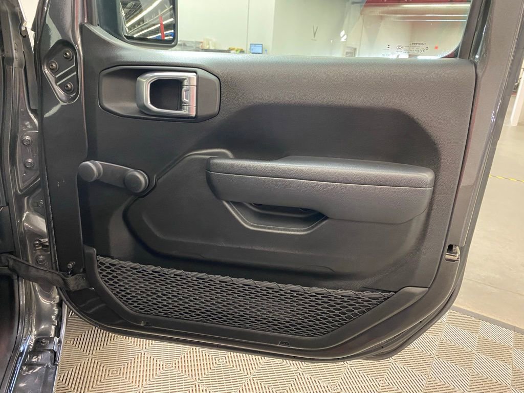 Used 2024 Jeep Wrangler Sport image 16