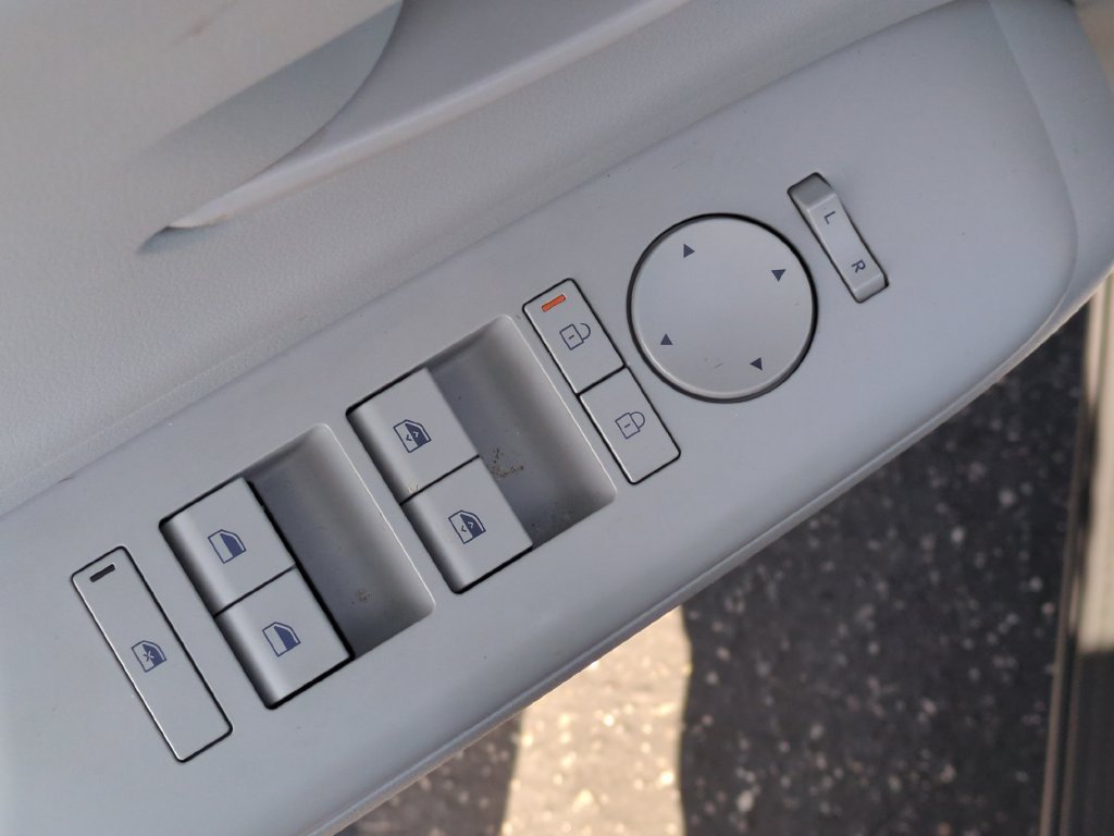Used 2026 Hyundai Kona SEL Sport FWD image 16