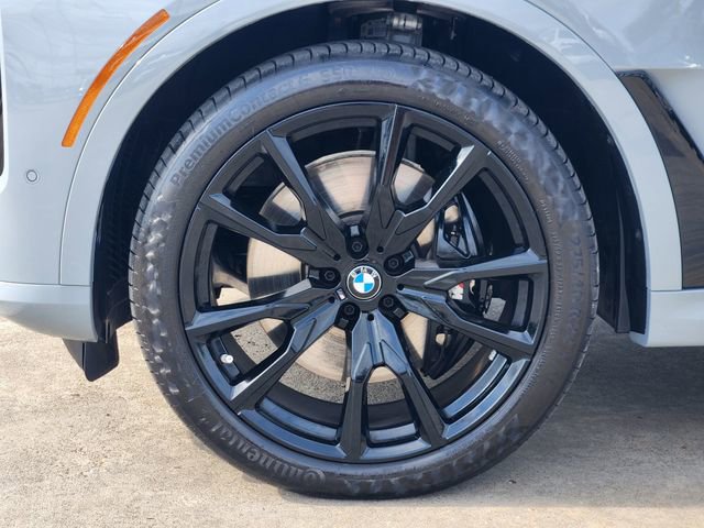 Used 2026 BMW X7 xDrive40i w/ M Sport Package image 10
