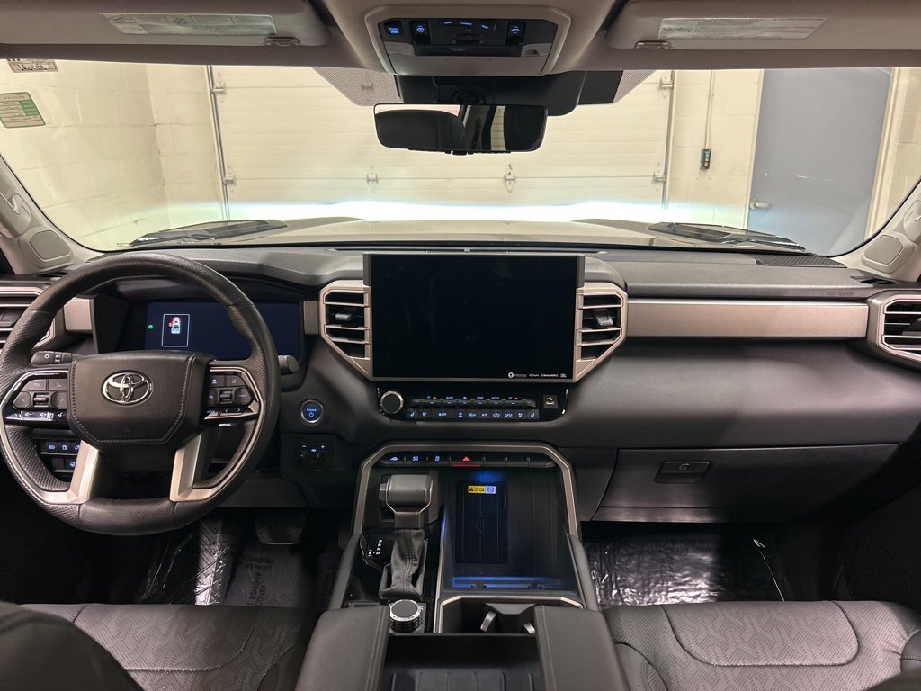 Used 2024 Toyota Tundra Limited image 18