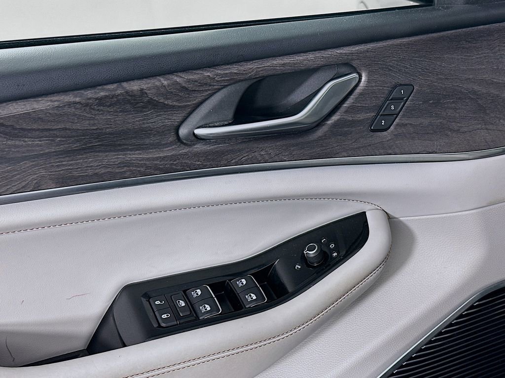 Certified 2021 Jeep Grand Cherokee L Overland image 28