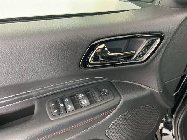 Used 2025 Dodge Durango GT image 13