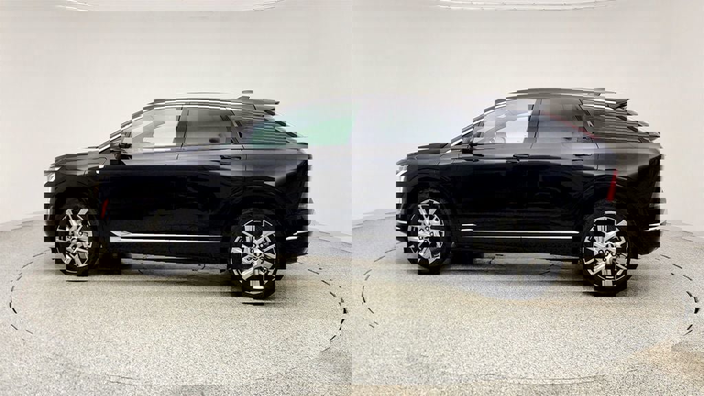 Used 2026 Cadillac Optiq Luxury 1 AWD/4WD image 8