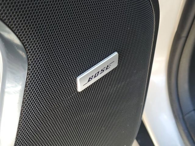 Used 2023 GMC Yukon SLT w/ SLT Luxury Package image 28