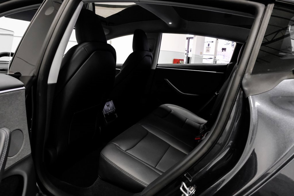 Used 2025 Tesla Model 3 Long Range image 39
