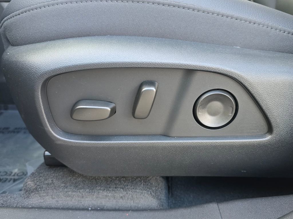 New 2026 GMC Terrain Denali AWD/4WD image 15