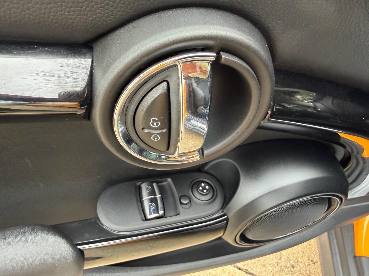 Used 2018 MINI Cooper S image 26