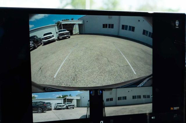 Used 2022 Tesla Model S Plaid image 21