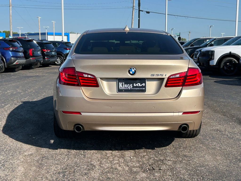 Used 2011 BMW 535i xDrive Sedan AWD/4WD image 6