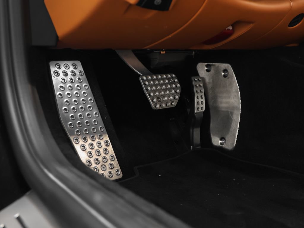 Certified 2018 Ferrari 812 Superfast RWD image 47