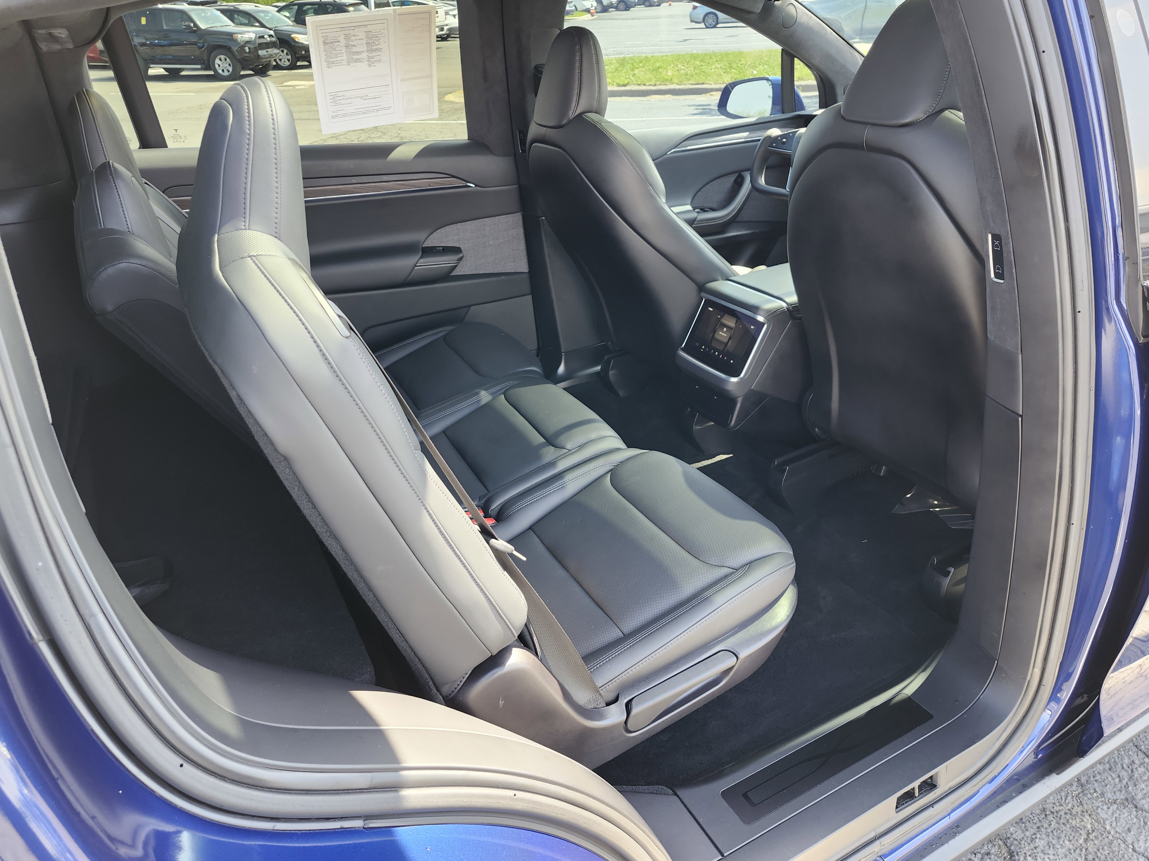 Used 2023 Tesla Model X image 21