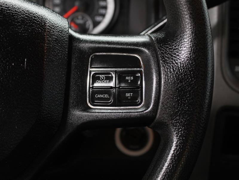 Used 2013 RAM 3500 Tradesman w/ Chrome Appearance Group AWD/4WD image 13