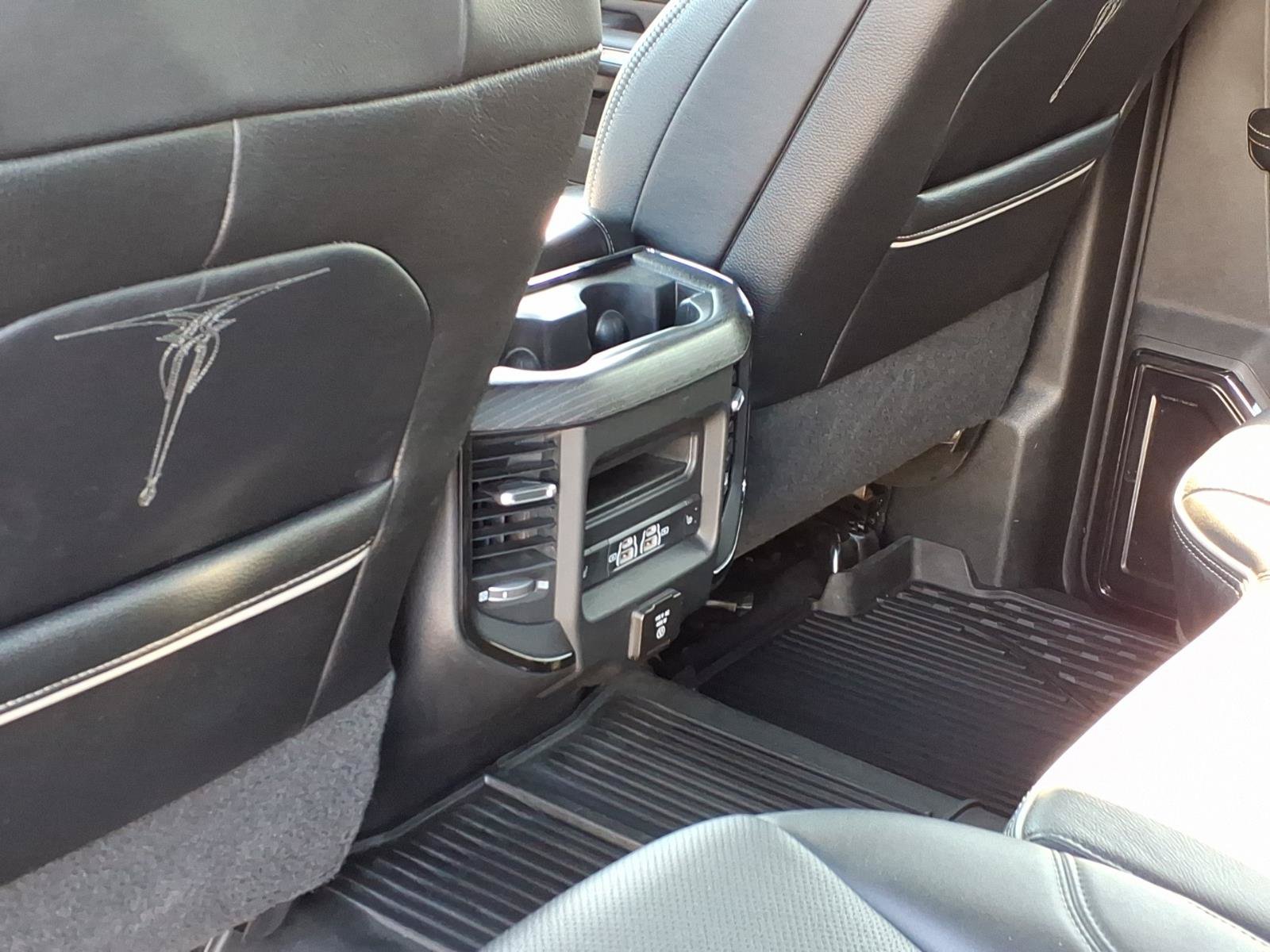Used 2022 RAM 3500 Limited AWD/4WD image 7