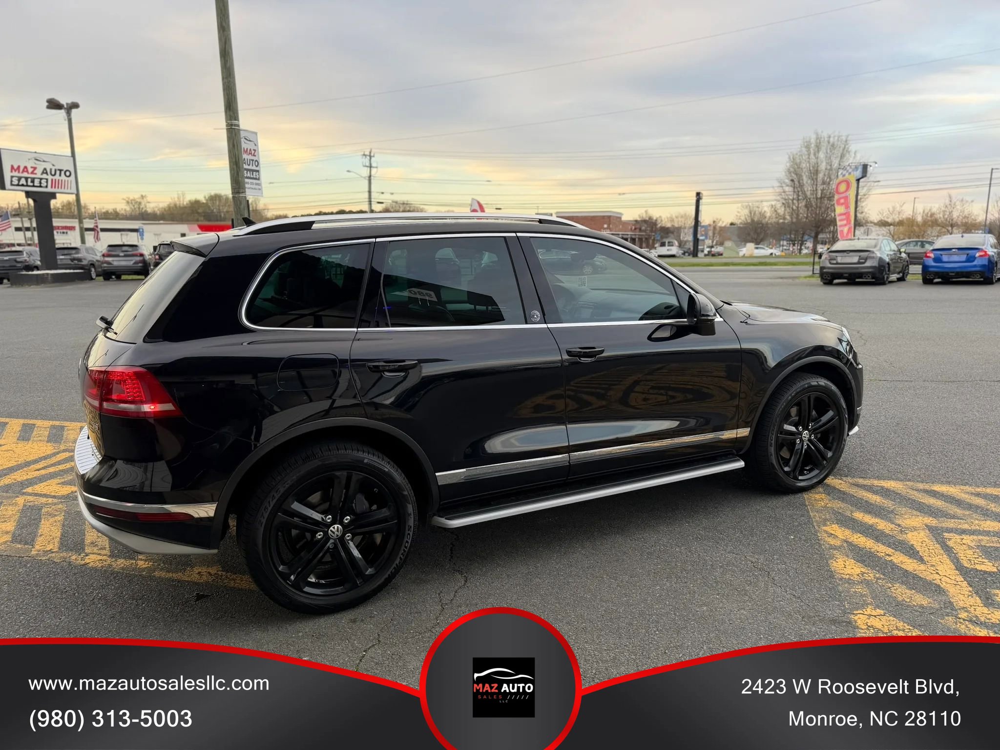 Used 2017 Volkswagen Touareg Wolfsburg Edition AWD/4WD image 4