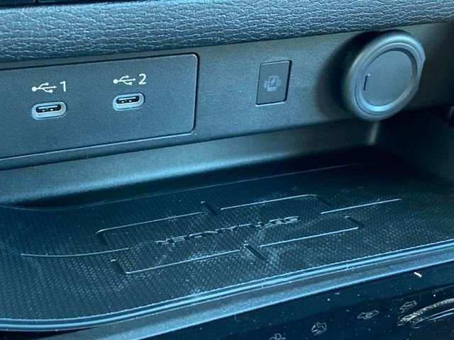 New 2026 Mitsubishi Outlander SEL image 19